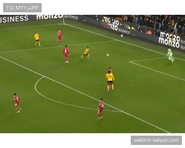 斯洛特首个英超冠军后遇瓶颈 利物浦双线作战暴露阵容深度